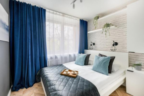 Beautiful Apartment with Balcony for 6 people in Cracow by Noclegi Renters